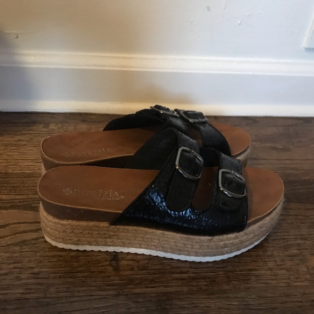 Black Platform Sandals
